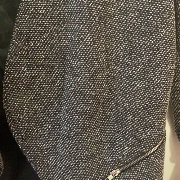 Textured blazer - Picture 2 of 3